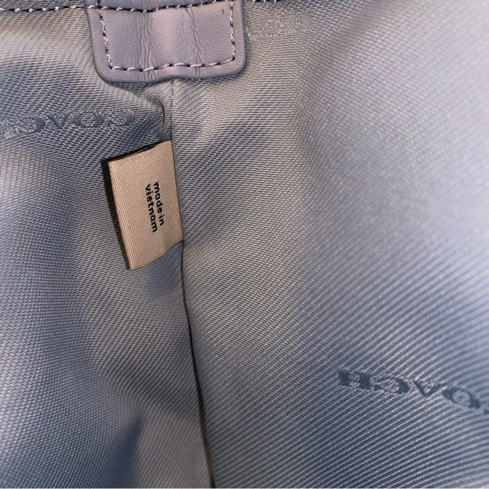 Coach 🩶 leather pouch New